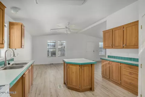 1634 E Michelle Dr, Phoenix, AZ 85022 photo 19