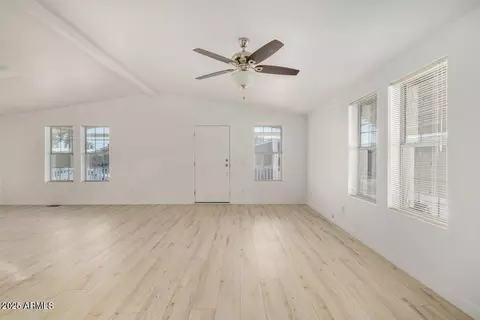 1634 E Michelle Dr, Phoenix, AZ 85022 photo 9