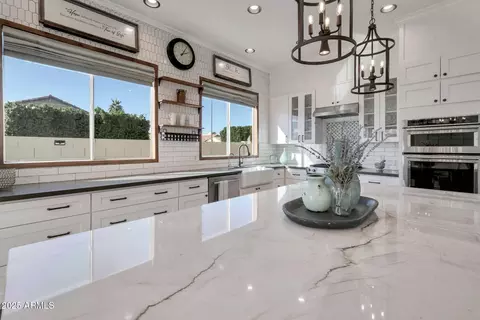 Kitchen - 9705 E Idaho Ave, Mesa, AZ 85209 photo 3 of 4