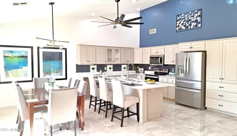 Kitchen - 8053 E Natal Ave, Mesa, AZ 85209 photo 1 of 4