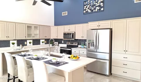 Kitchen - 8053 E Natal Ave, Mesa, AZ 85209 photo 2 of 4