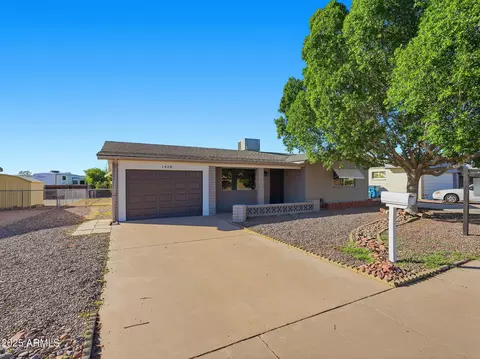 Exterior - 1428 S Palo Verde Dr, Apache Junction, AZ 85120 photo 1 of 6