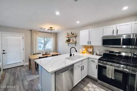 125 S 56th St #69, Mesa, AZ 85206