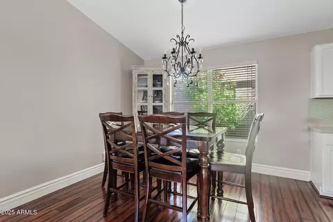 Dining - 21808 N 48th Pl, Phoenix, AZ 85054 photo 1 of 2