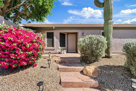 Exterior - 21808 N 48th Pl, Phoenix, AZ 85054 photo 7 of 8