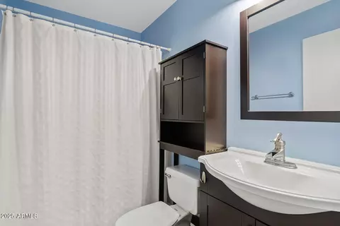 Bath - 21808 N 48th Pl, Phoenix, AZ 85054 photo 4 of 4