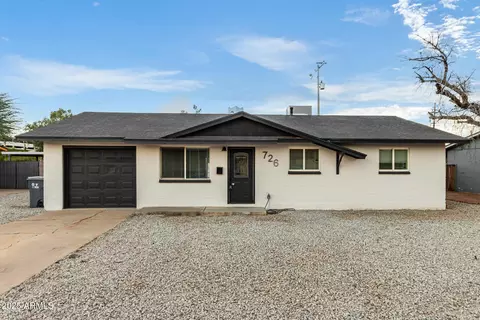 726 E Vista Del Cerro Dr, Tempe, AZ 85281