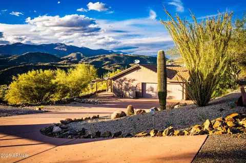 34970 S Westridge Ln, Black Canyon City, AZ 85324