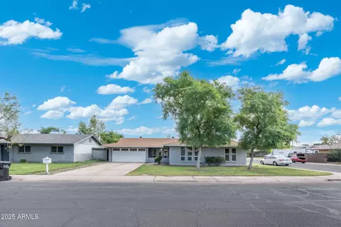 17 S Cholla St, Gilbert, AZ 85233 photo 2