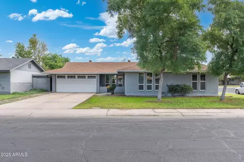 17 S Cholla St, Gilbert, AZ 85233