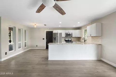 17 S Cholla St, Gilbert, AZ 85233 photo 13