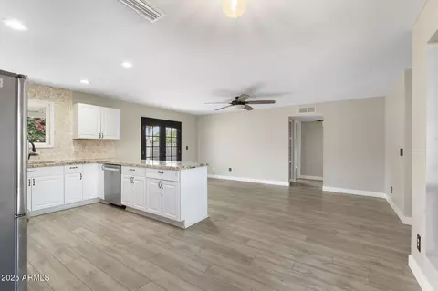 17 S Cholla St, Gilbert, AZ 85233 photo 14