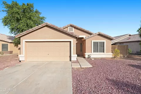 8132 W Hammond Ln, Phoenix, AZ 85043