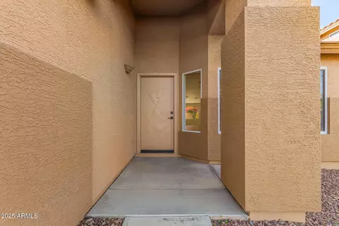 Exterior - 3871 E Pinon Ct, Gilbert, AZ 85234 photo 3 of 9
