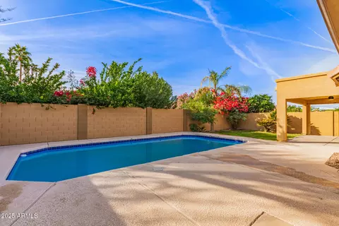 Exterior - 3871 E Pinon Ct, Gilbert, AZ 85234 photo 5 of 9