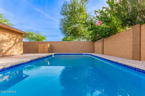 Exterior - 3871 E Pinon Ct, Gilbert, AZ 85234 photo 7 of 9