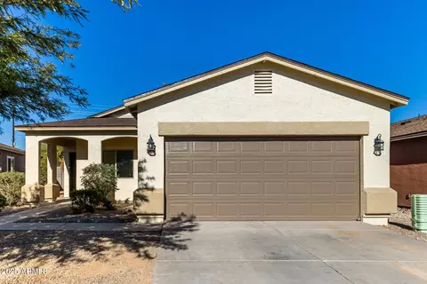 864 E Silversmith Trl, San Tan Valley, AZ 85143