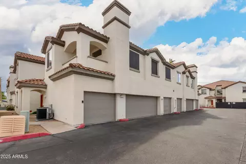 2992 N Miller Rd #218A, Scottsdale, AZ 85251