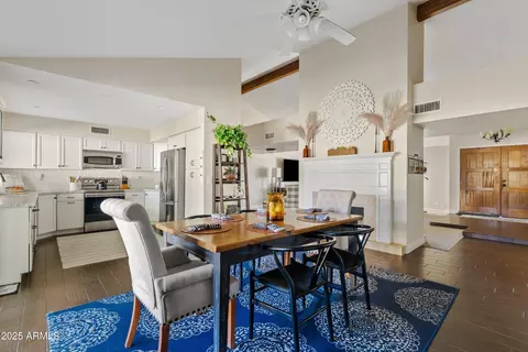 Dining - 4320 E Hearn Rd, Phoenix, AZ 85032 photo 1 of 4