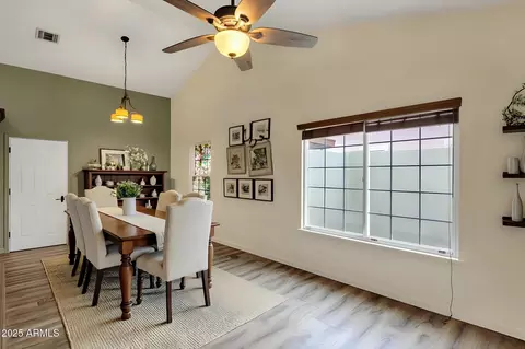 Dining - 4560 E Sunrise Dr, Phoenix, AZ 85044 photo 1 of 2