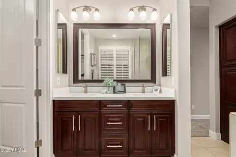 Bath - 4312 E Rawhide St, Gilbert, AZ 85296 photo 1 of 3
