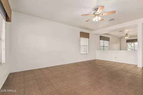 Living - 1096 E Parkview Ct, Gilbert, AZ 85295 photo 5 of 10
