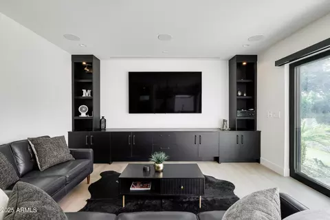 Living - 3721 E Piccadilly Rd, Phoenix, AZ 85018 photo 3 of 3