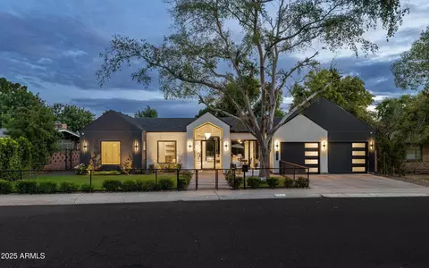 Exterior - 3721 E Piccadilly Rd, Phoenix, AZ 85018 photo 1 of 12