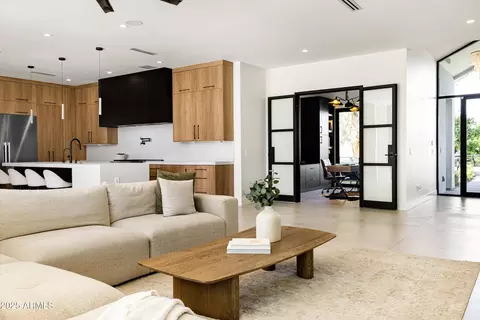 Other - 3721 E Piccadilly Rd, Phoenix, AZ 85018 photo 6 of 17