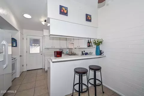 Kitchen - 3505 E Campbell Ave #6, Phoenix, AZ 85018 photo 1 of 3