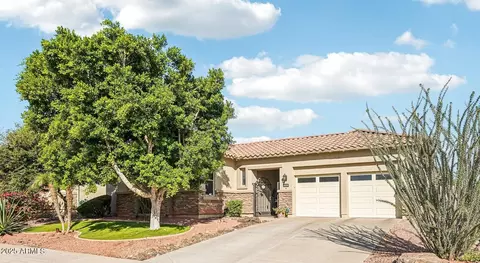 18310 W Onyx Ct, Waddell, AZ 85355