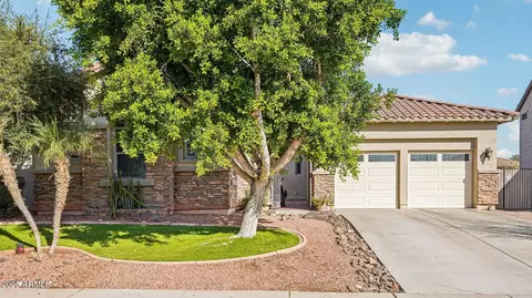 18310 W Onyx Ct, Waddell, AZ 85355