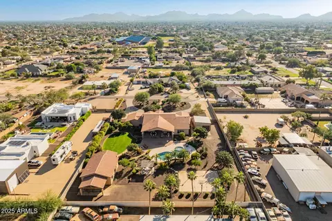 View/Area - 4208 E Sandra Ter, Phoenix, AZ 85032 photo 7 of 16