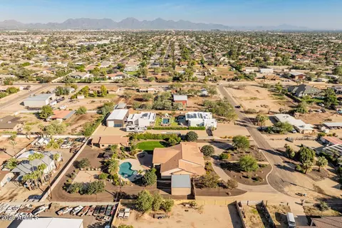 View/Area - 4208 E Sandra Ter, Phoenix, AZ 85032 photo 12 of 16
