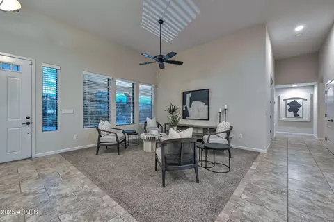 Entry Way - 4208 E Sandra Ter, Phoenix, AZ 85032 photo 1 of 4