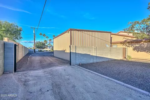Exterior - 4208 E Sandra Ter, Phoenix, AZ 85032 photo 12 of 14