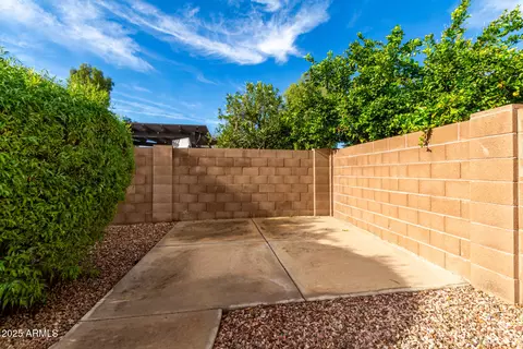 Exterior - 4452 E Moreno Ct, Gilbert, AZ 85297 photo 7 of 8
