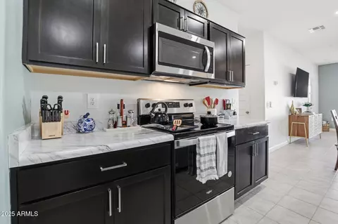 Kitchen - 3350 W Spaulding Ave, Apache Junction, AZ 85120 photo 6 of 7