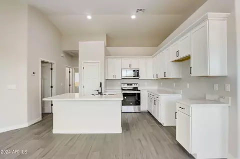 8411 W Altos Dr, Arizona City, AZ 85123