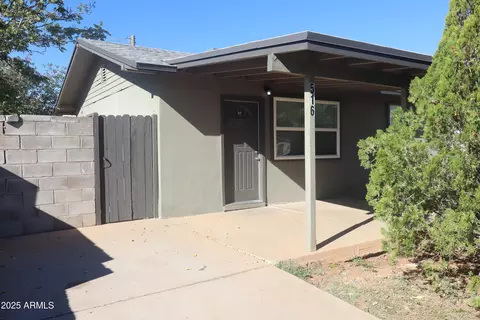 516 Pfister Ave, Sierra Vista, AZ 85635
