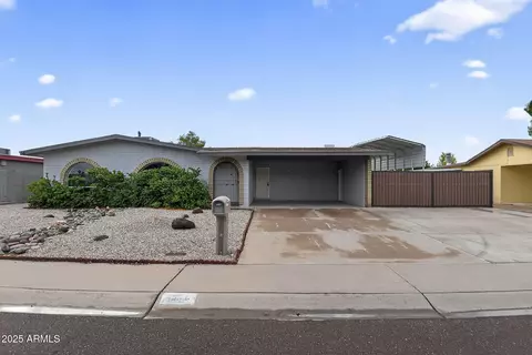 4911 W Beverly Ln, Glendale, AZ 85306