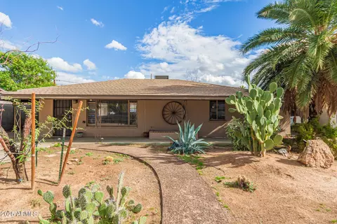 Exterior - 9011 N 3rd Dr, Phoenix, AZ 85021 photo 7 of 7