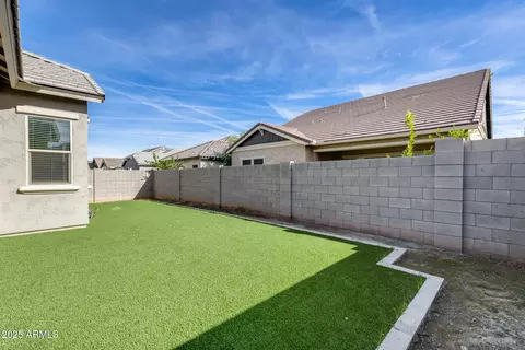 Exterior - 2661 S Olympic Dr, Gilbert, AZ 85295 photo 9 of 21