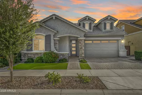 2661 S Olympic Dr, Gilbert, AZ 85295