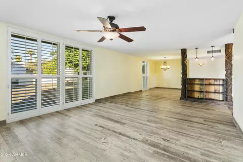 Living - 4822 Earll Dr, Phoenix, AZ 85018 photo 5 of 7