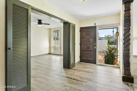 4822 Earll Dr, Phoenix, AZ 85018