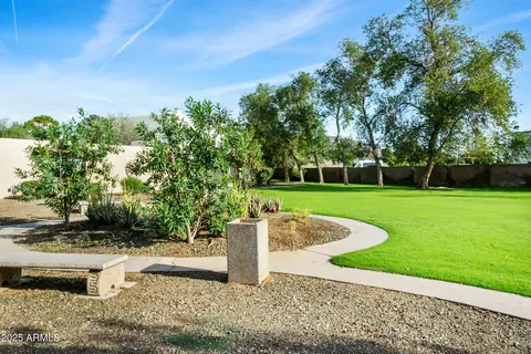 Exterior - 4822 Earll Dr, Phoenix, AZ 85018 photo 5 of 7