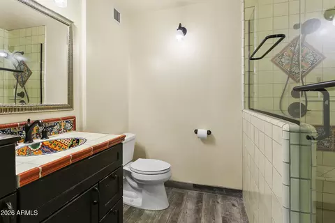 Bath - 4822 Earll Dr, Phoenix, AZ 85018 photo 2 of 2