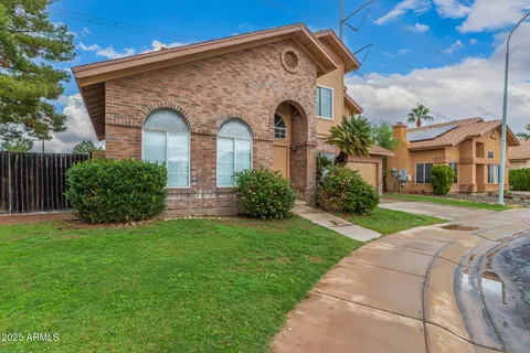 1132 E Hearne Way, Gilbert, AZ 85234 photo 2