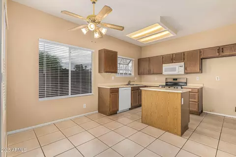 1132 E Hearne Way, Gilbert, AZ 85234 photo 13